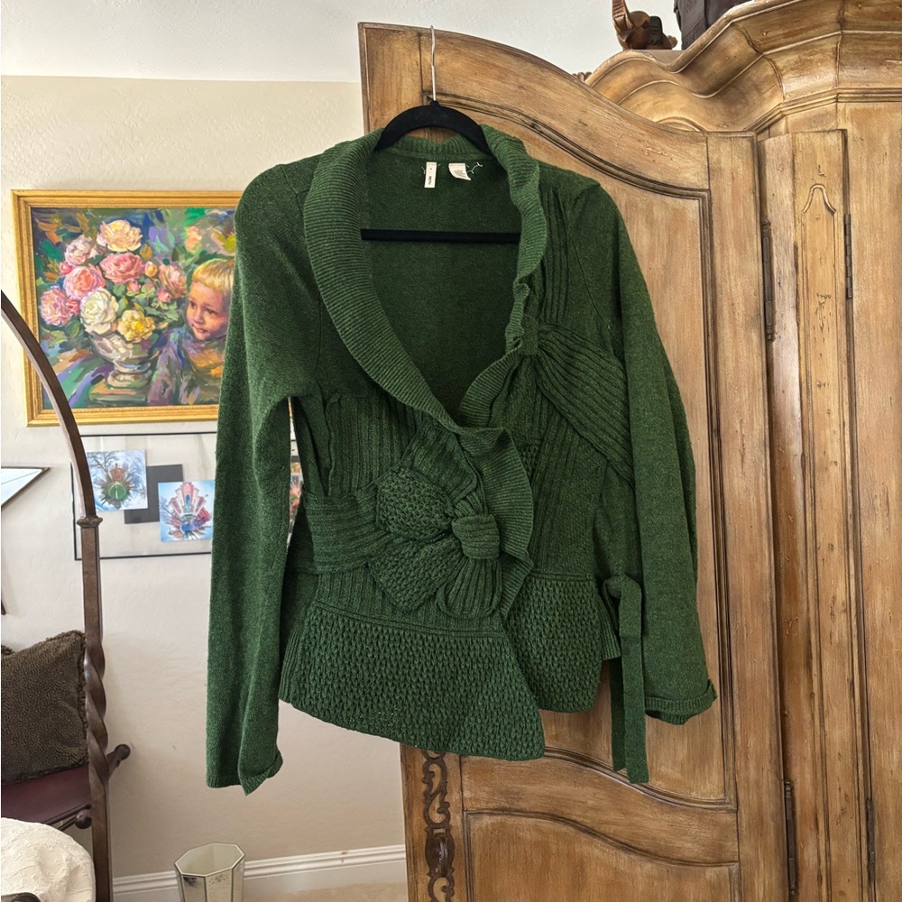 Anthropologie Size L gorgeous detailed sweater in dark sage green
